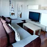El Puerto Apartment *